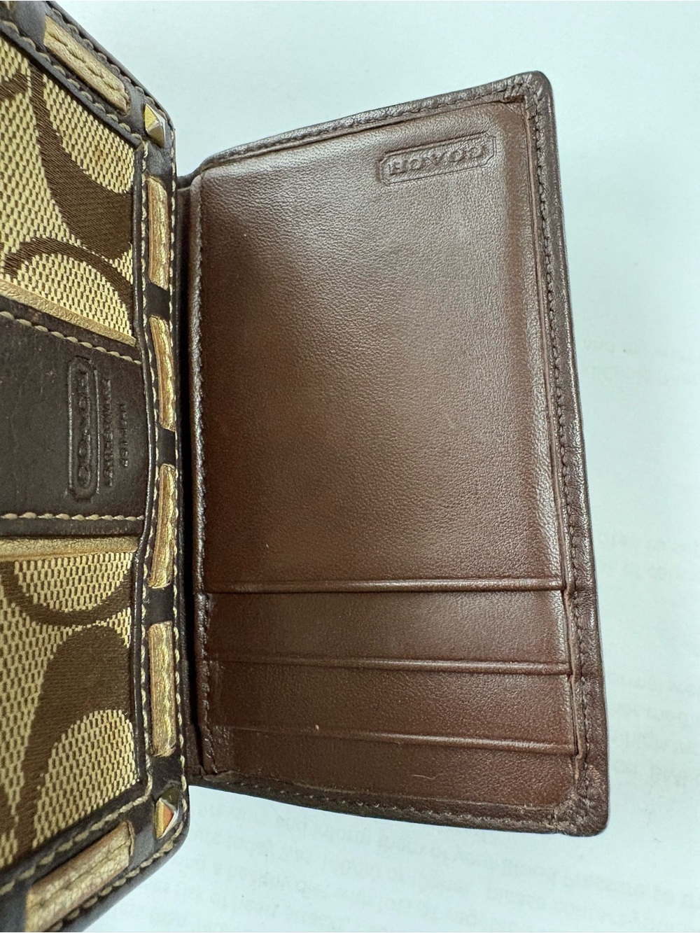 Vintage Coach Signature Jacquard Trifold Wallet Brown Khaki Gold Trim Y2K - Picture 5 of 5